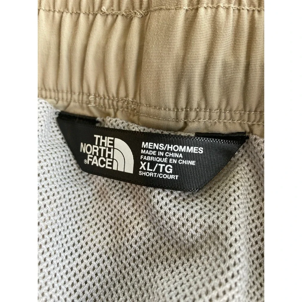The North Face Shorts‎ Men's XL Beige Short Court Pull On Belted Nylon 2990